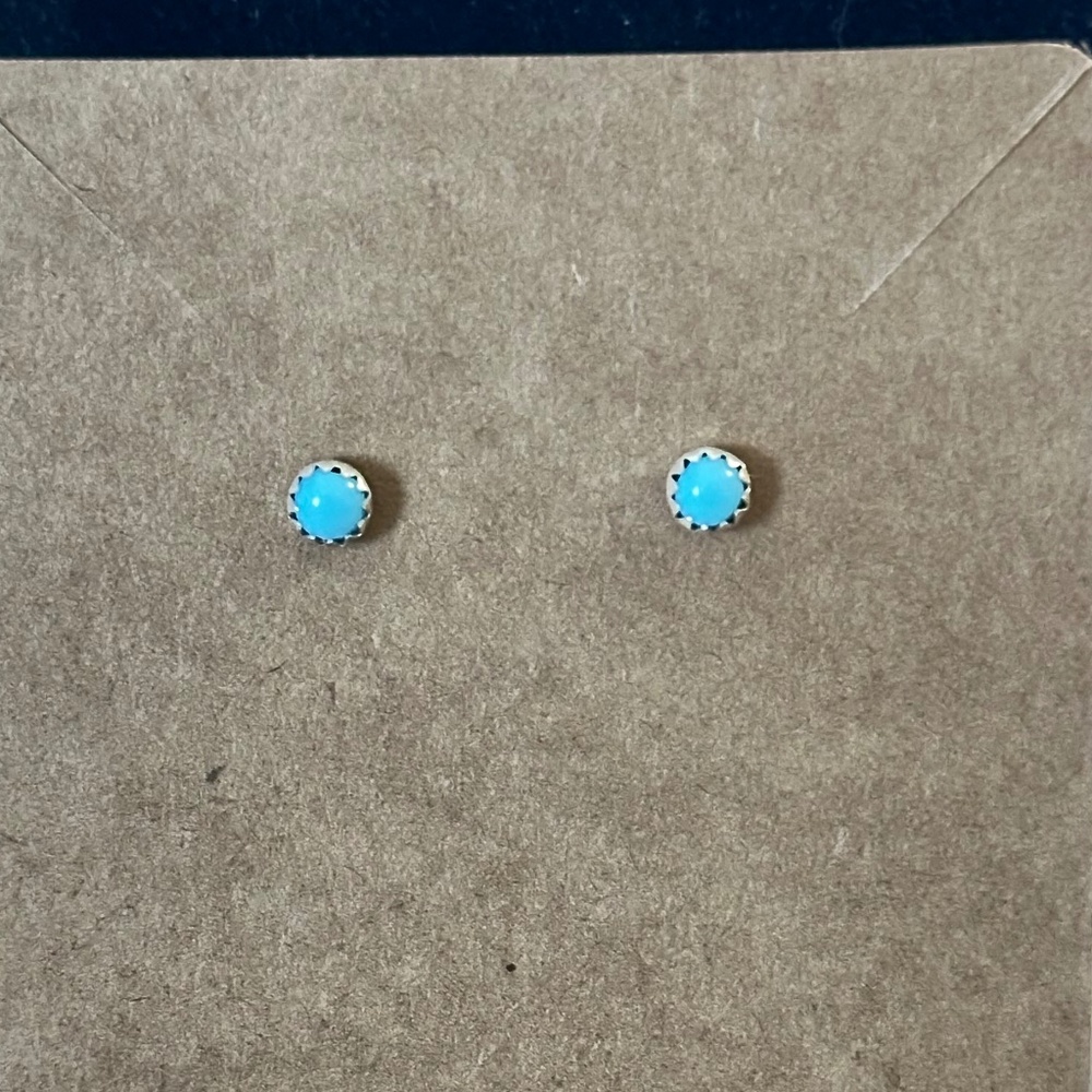 925 SS – Navajo small round Blue sleeping, beauty turquoise stud earrings - Picture 3 of 12